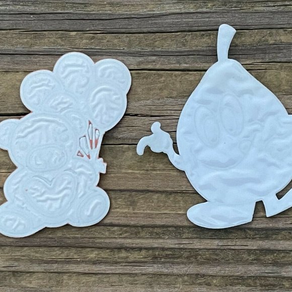 Iron On Patches Lot of 2 Applique Patches For Clothes Craft Jacket Patches X2 - Picture 4 of 8